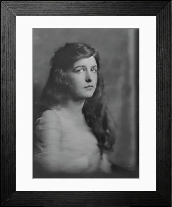 Framed Print : Duvall, Miss, portrait photograph, 1916. Creator: Arnold Genthe Framed Print : Duvall, Miss, portrait photograph, 1916. Creator: Arnold Genthe