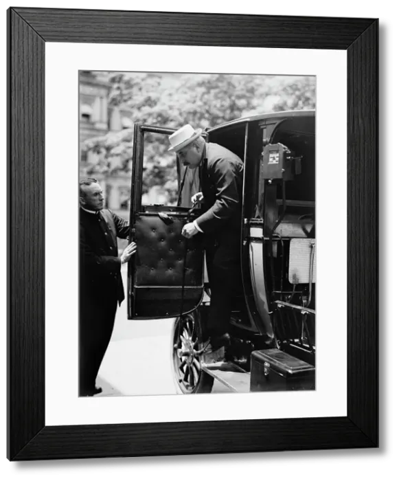 Framed Print : J. Pierpont Morgan Jr. Leaving Auto, 1914. Creator: Harris & Ewing. J. Pierpont Morgan Jr. Leaving Auto, 1914. Creator: Harris & Ewing Framed Print : J. Pierpont Morgan Jr. Leaving Auto, 1914. Creator: Harris & Ewing. J. Pierpont Morgan Jr. Leaving Auto, 1914. Creator: Harris & Ewing