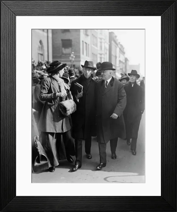 Framed Print : The Rev. Dr. G. Campbell Morgan of England - Center, 1914. Creator: Harris & Ewing. The Rev. Dr. G. Campbell Morgan of England - Center, 1914. Creator: Harris & Ewing Framed Print : The Rev. Dr. G. Campbell Morgan of England - Center, 1914. Creator: Harris & Ewing. The Rev. Dr. G. Campbell Morgan of England - Center, 1914. Creator: Harris & Ewing