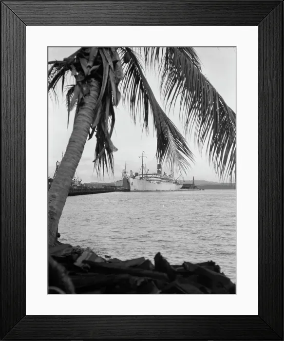 Framed Print : Travel views of Cuba and Guatemala, between 1899 and 1926. Creator: Arnold Genthe Framed Print : Travel views of Cuba and Guatemala, between 1899 and 1926. Creator: Arnold Genthe
