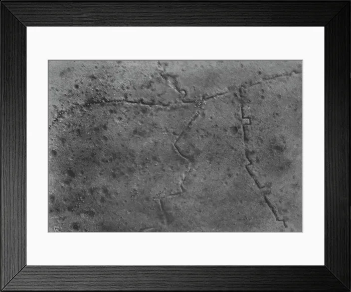 Framed Print : L'offensive de la Somme: L'attaque du 1er juillet 1916 observee d'un aeroplane, 1916. Creator: Unknown Framed Print : L'offensive de la Somme: L'attaque du 1er juillet 1916 observee d'un aeroplane, 1916. Creator: Unknown
