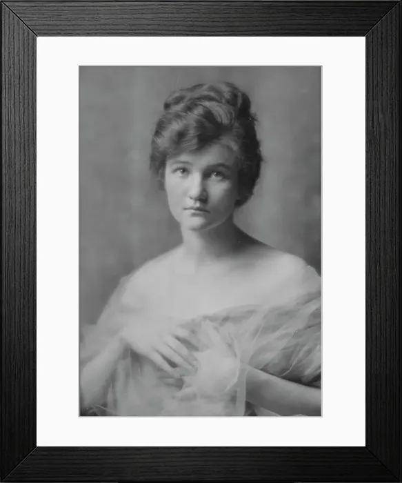 Framed Print : Ely, Dorothy, Miss, portrait photograph, between 1914 and 1917. Creator: Arnold Genthe Framed Print : Ely, Dorothy, Miss, portrait photograph, between 1914 and 1917. Creator: Arnold Genthe