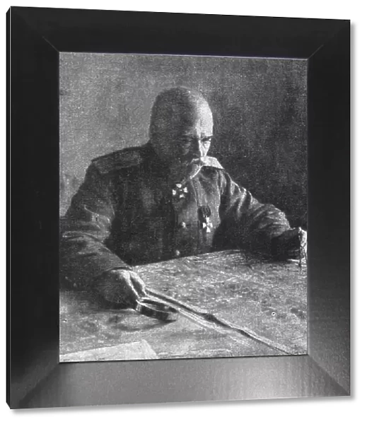 Sur le front Russe; Le general Sakharof, commandant une armee russe en Volhynie, 1916. Creator: Unknown