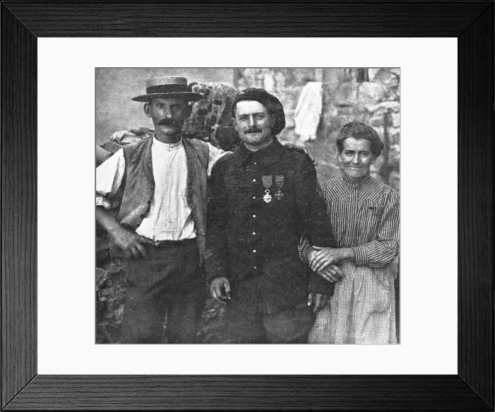 Framed Print : Portant la croix de la Legion d'honneur, 1916. Creator: Unknown Framed Print : Portant la croix de la Legion d'honneur, 1916. Creator: Unknown