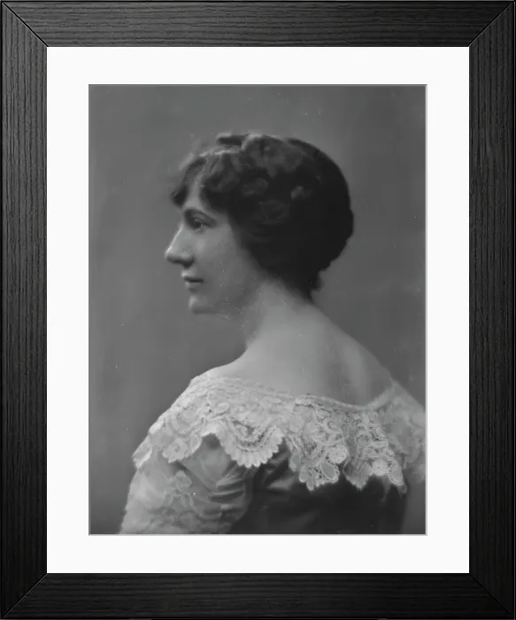 Framed Print : Fiefield, S. Mrs. portrait photograph, 1916. Creator: Arnold Genthe Framed Print : Fiefield, S. Mrs. portrait photograph, 1916. Creator: Arnold Genthe