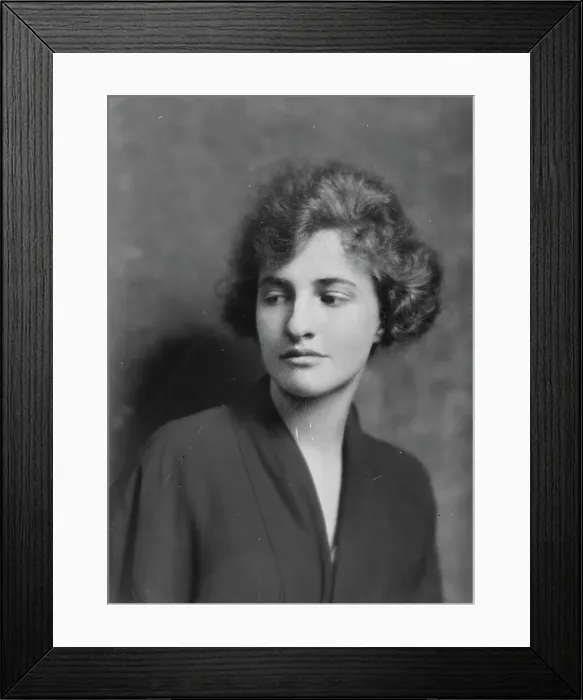 Framed Print : Field, Henry, Mrs. portrait photograph, 1917 July 3. Creator: Arnold Genthe