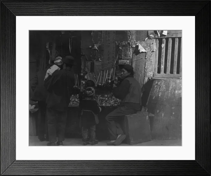 Framed Print : Toy merchants, Chinatown, San Francisco, between 1896 and 1906. Creator: Arnold Genthe Framed Print : Toy merchants, Chinatown, San Francisco, between 1896 and 1906. Creator: Arnold Genthe