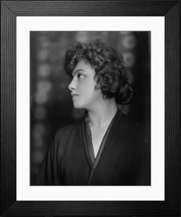 Framed Print : Fisher, Dorothy, Miss, portrait photograph, 1915. Creator: Arnold Genthe Framed Print : Fisher, Dorothy, Miss, portrait photograph, 1915. Creator: Arnold Genthe