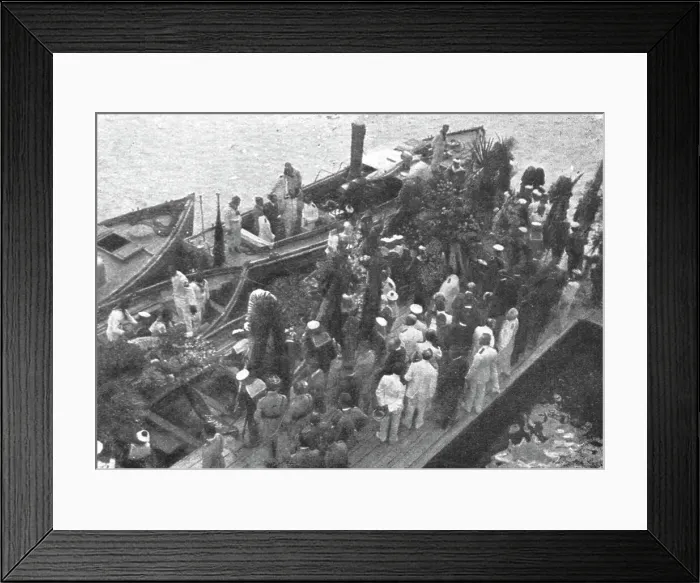 Framed Print : Aviateurs; Les funerailles de L'aviateur Francais Jean Roulier, 1916. Creator: Unknown Framed Print : Aviateurs; Les funerailles de L'aviateur Francais Jean Roulier, 1916. Creator: Unknown
