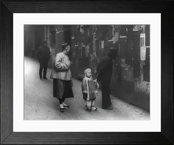 Framed Print : Reading the Tong proclamation, Chinatown, San Francisco, between 1896 and 1906. Creator: Arnold Genthe Framed Print : Reading the Tong proclamation, Chinatown, San Francisco, between 1896 and 1906. Creator: Arnold Genthe