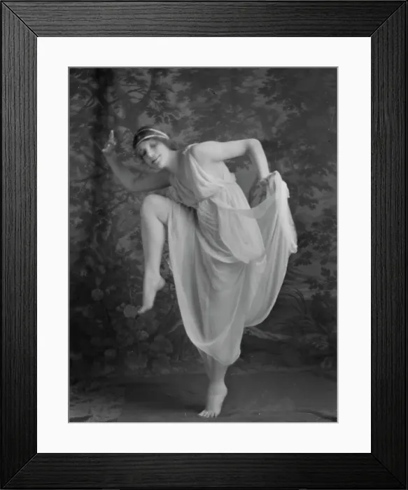 Framed Print : Beyer, Hilda, Miss, 1913 June 27. Creator: Arnold Genthe Framed Print : Beyer, Hilda, Miss, 1913 June 27. Creator: Arnold Genthe