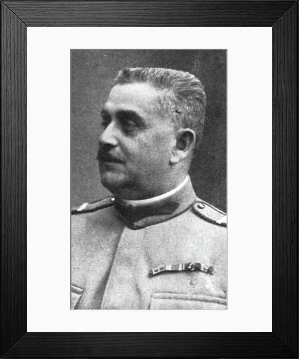 Framed Print : L'entrée de l'armee Roumaine en Transylvanie; Le general Iliescu, chef d'etat-major gen... 1916. Creator: Julietta Framed Print : L'entrée de l'armee Roumaine en Transylvanie; Le general Iliescu, chef d'etat-major gen... 1916. Creator: Julietta
