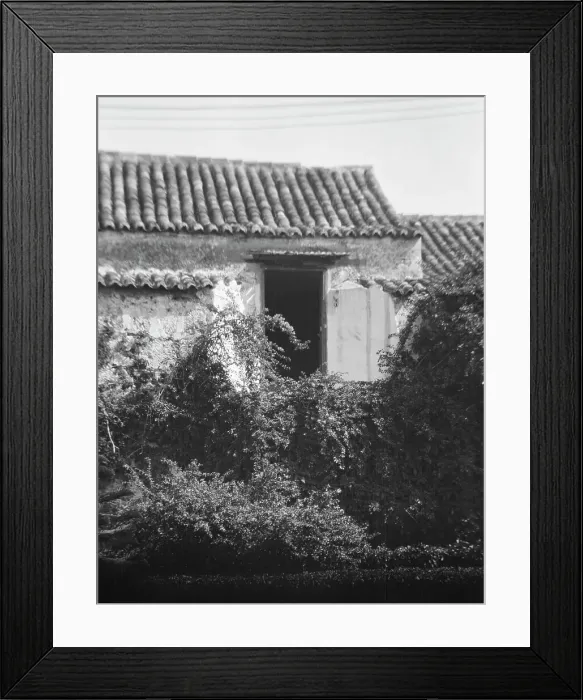Framed Print : Travel views of Cuba and Guatemala, between 1899 and 1926. Creator: Arnold Genthe Framed Print : Travel views of Cuba and Guatemala, between 1899 and 1926. Creator: Arnold Genthe