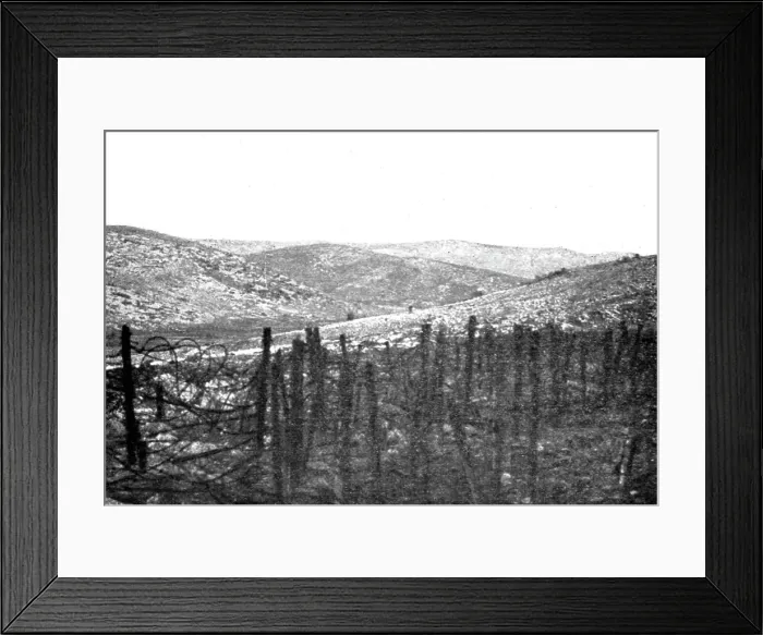 Framed Print : La grande attaque du Carso (aout 1916); Sur le Carso de Monfalcone: massif du Mont Cosich, 1916 Creator: Unknown Framed Print : La grande attaque du Carso (aout 1916); Sur le Carso de Monfalcone: massif du Mont Cosich, 1916 Creator: Unknown