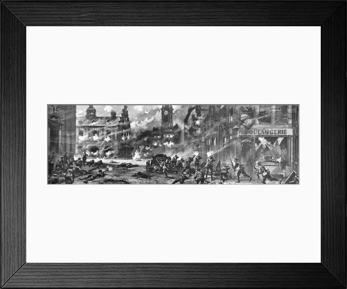 Framed Print : De la Woevre aux Flandres; En Belgique: des cavaliers anglais demontes, 1914. Creator: Unknown Framed Print : De la Woevre aux Flandres; En Belgique: des cavaliers anglais demontes, 1914. Creator: Unknown