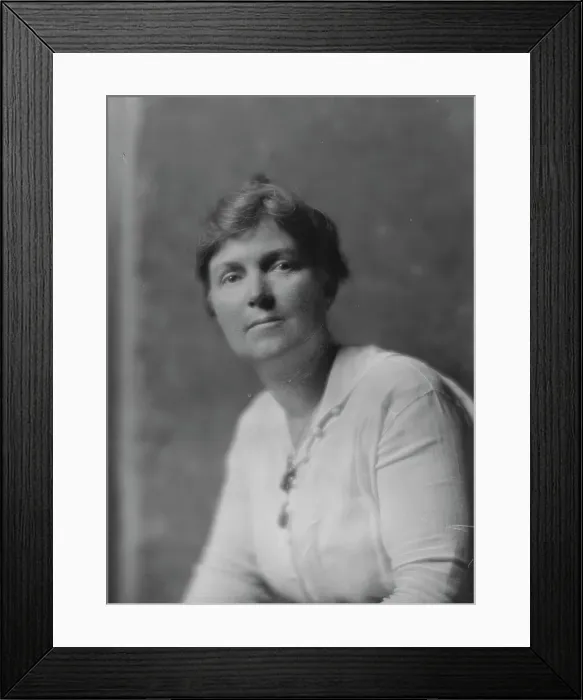 Framed Print : Gardner, C.H. Mrs. portrait photograph, 1915 Nov. 22. Creator: Arnold Genthe Framed Print : Gardner, C.H. Mrs. portrait photograph, 1915 Nov. 22. Creator: Arnold Genthe