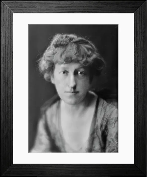 Framed Print : Getty, Samuel, Mrs. portrait photograph, 1915. Creator: Arnold Genthe Framed Print : Getty, Samuel, Mrs. portrait photograph, 1915. Creator: Arnold Genthe