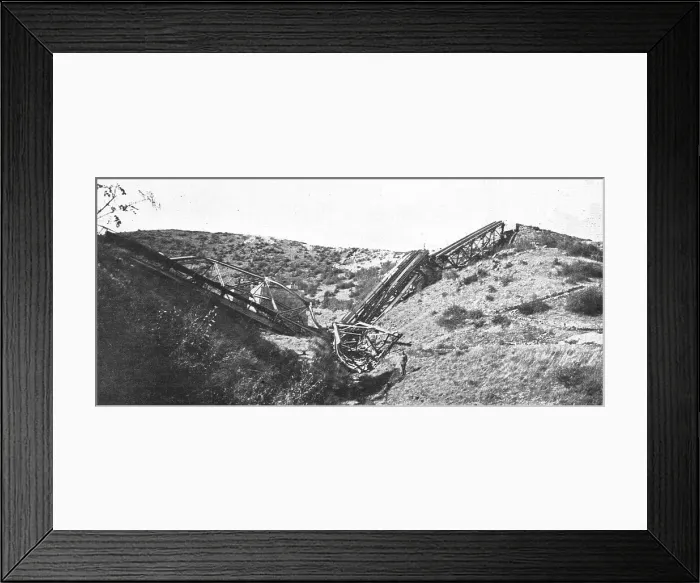 Framed Print : La Campagne Macedonienne; le viaduc d'Ekchisou, detruit par les Bulgares dans leurr retraite, 1916 Creator: Unknown Framed Print : La Campagne Macedonienne; le viaduc d'Ekchisou, detruit par les Bulgares dans leurr retraite, 1916 Creator: Unknown
