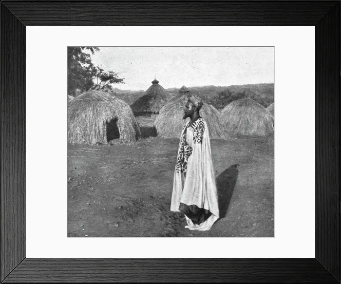 Framed Print : La chef de Same, dans le pays Woute, ou la race indigene a un type d'une finesse remarquable, 1916 Creator: Unknown Framed Print : La chef de Same, dans le pays Woute, ou la race indigene a un type d'une finesse remarquable, 1916 Creator: Unknown