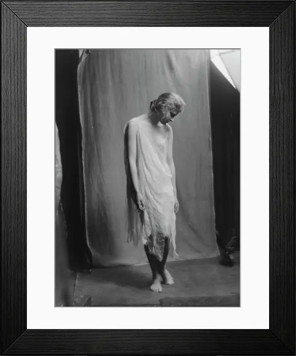 Framed Print : Florence Noyes dancers, between 1915 and 1918. Creator: Arnold Genthe Framed Print : Florence Noyes dancers, between 1915 and 1918. Creator: Arnold Genthe