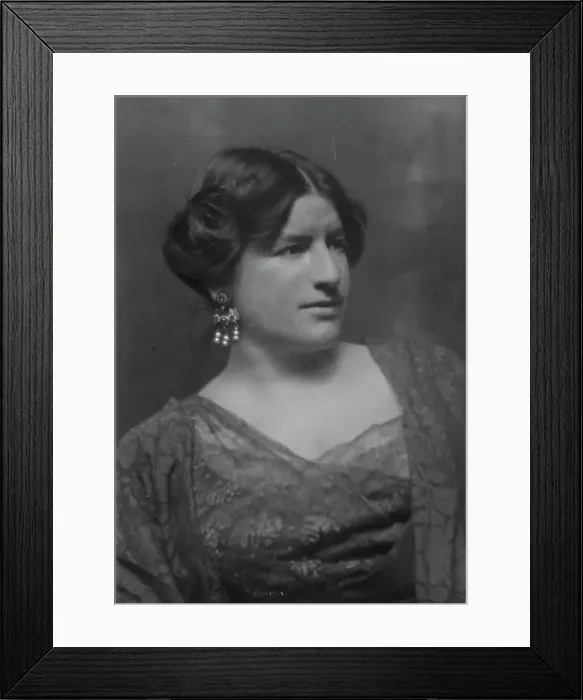 Framed Print : Gilmore, Inez Haynes, Mrs. portrait photograph, 1913. Creator: Arnold Genthe Framed Print : Gilmore, Inez Haynes, Mrs. portrait photograph, 1913. Creator: Arnold Genthe