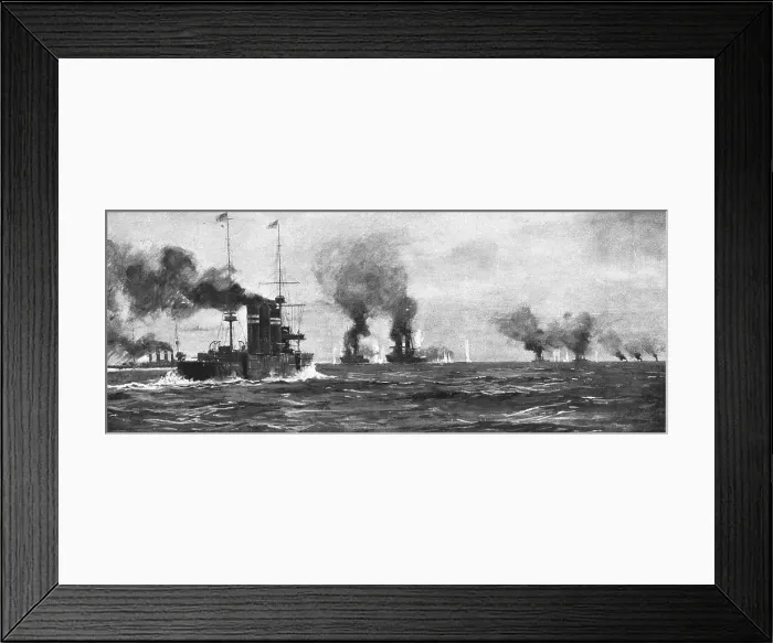 Framed Print : La Victoire Britannique des Iles Falkland; Le combat, 1914. Creator: Unknown Framed Print : La Victoire Britannique des Iles Falkland; Le combat, 1914. Creator: Unknown