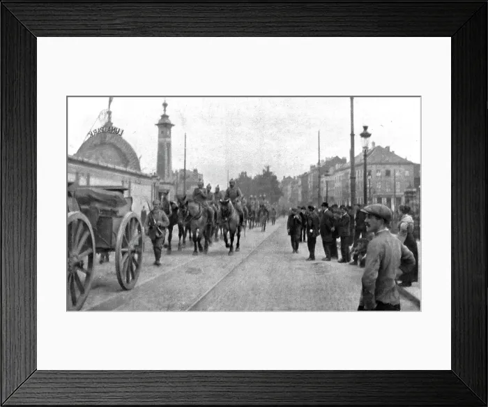 Framed Print : Les Allemands a Bruxelles, 1914. Creator: Unknown Framed Print : Les Allemands a Bruxelles, 1914. Creator: Unknown
