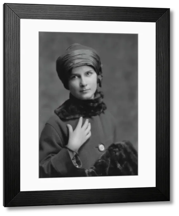 Framed Print : Graham, Dorothy, Miss, portrait photograph, 1914 Sept. 30. Creator: Arnold Genthe Framed Print : Graham, Dorothy, Miss, portrait photograph, 1914 Sept. 30. Creator: Arnold Genthe