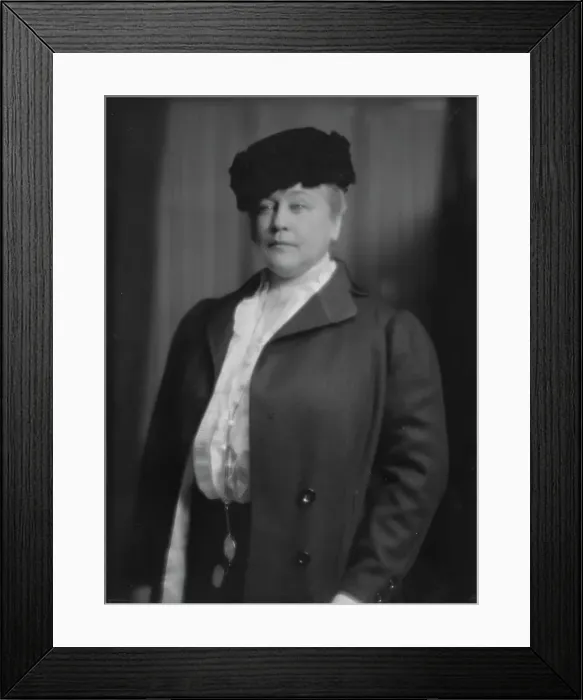 Framed Print : Gray, Horace, Mrs. portrait photograph, 1916 Jan. 13. Creator: Arnold Genthe Framed Print : Gray, Horace, Mrs. portrait photograph, 1916 Jan. 13. Creator: Arnold Genthe