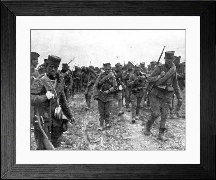 Framed Print : Les Vengeurs; les jeunes recrues serbes venues combler les vides de l'armee, 1914. Creator: Unknown Framed Print : Les Vengeurs; les jeunes recrues serbes venues combler les vides de l'armee, 1914. Creator: Unknown
