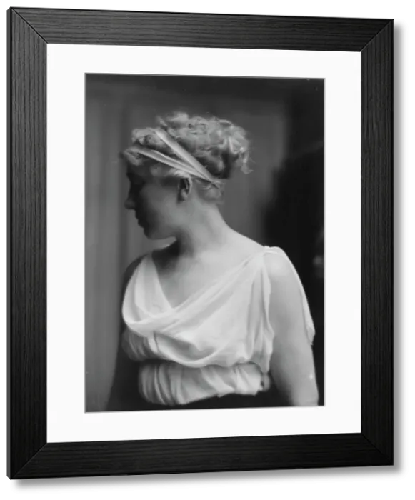 Framed Print : Kuhn, Miss, portrait photograph, 1915 May 15. Creator: Arnold Genthe Framed Print : Kuhn, Miss, portrait photograph, 1915 May 15. Creator: Arnold Genthe