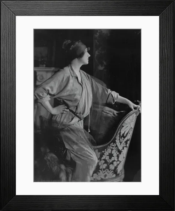 Framed Print : Guinness, Benjamin, Mrs. portrait photograph, 1916 Jan. 6. Creator: Arnold Genthe Framed Print : Guinness, Benjamin, Mrs. portrait photograph, 1916 Jan. 6. Creator: Arnold Genthe