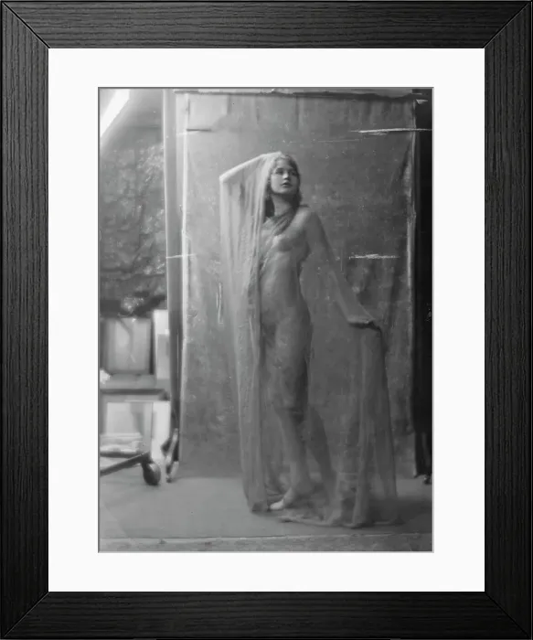 Framed Print : Marcellus, Irene or Violet, 1918 Jan. 11. Creator: Arnold Genthe