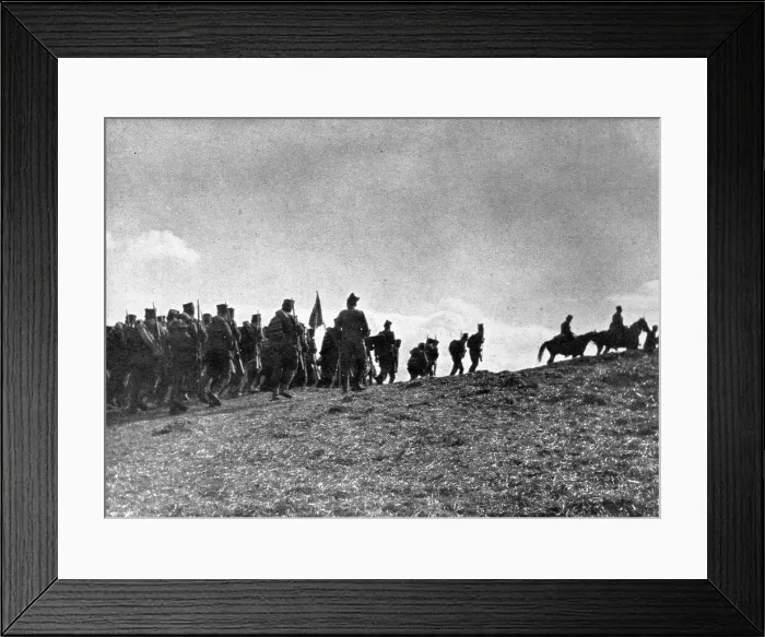 Framed Print : La Serbie Courageuse; Traversant le col de Goutchevo, l'armee serbe monte a l'offensive, 1914 Creator: Unknown Framed Print : La Serbie Courageuse; Traversant le col de Goutchevo, l'armee serbe monte a l'offensive, 1914 Creator: Unknown