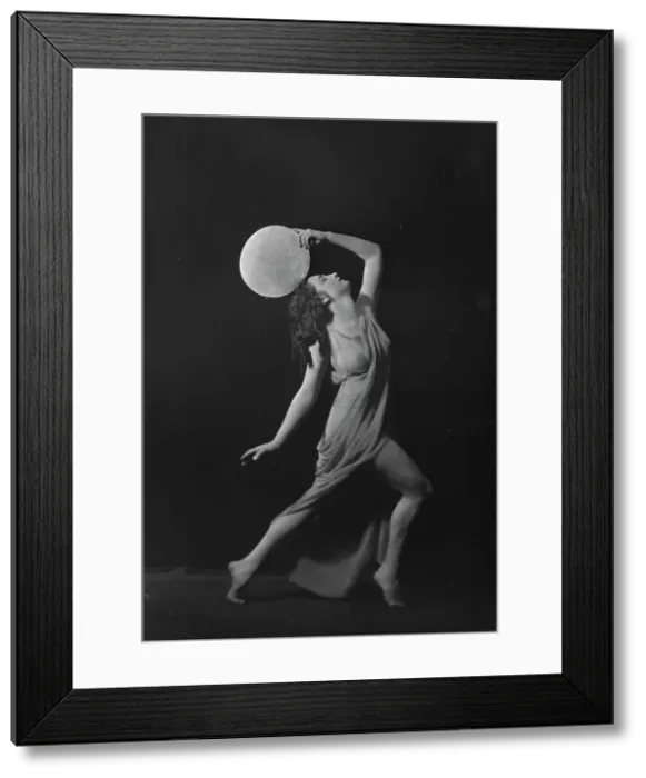 Framed Print : Marion Morgan dancer, between 1914 and 1927. Creator: Arnold Genthe
