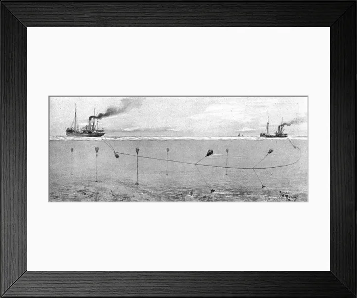 Framed Print : La surveillance de la mer; Les Allemands ont deja seme, dans la mer du Nord, des mines, 1914. Creator: Henri Rudaux Framed Print : La surveillance de la mer; Les Allemands ont deja seme, dans la mer du Nord, des mines, 1914. Creator: Henri Rudaux