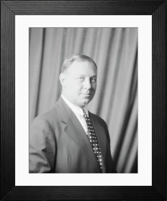 Framed Print : Jannings, Emil, Mr. portrait photograph, 1927 Creator: Arnold Genthe Framed Print : Jannings, Emil, Mr. portrait photograph, 1927 Creator: Arnold Genthe