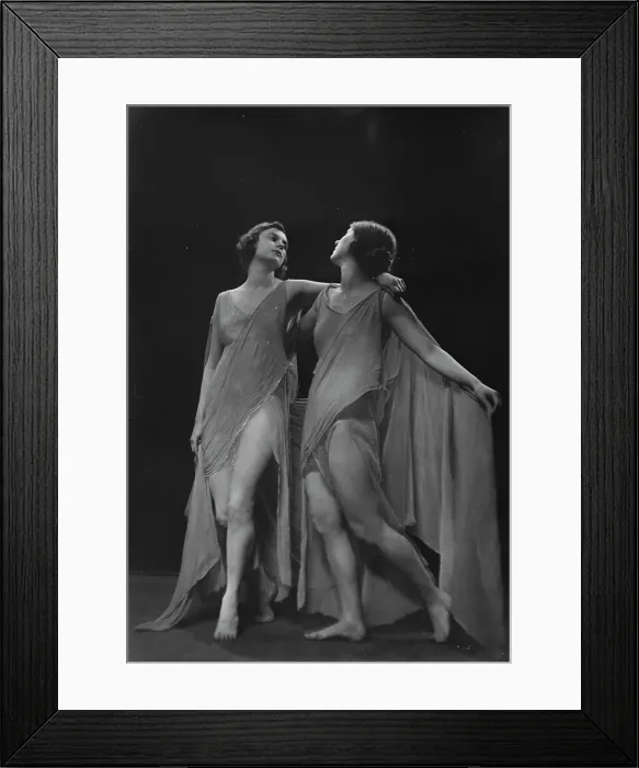 Framed Print : Marion Morgan dancers, between 1914 and 1927. Creator: Arnold Genthe Framed Print : Marion Morgan dancers, between 1914 and 1927. Creator: Arnold Genthe