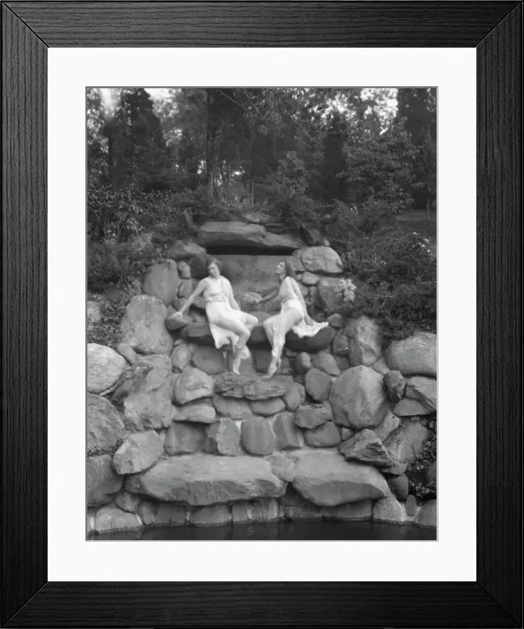 Framed Print : Marion Morgan dancers, between 1914 and 1927. Creator: Arnold Genthe Framed Print : Marion Morgan dancers, between 1914 and 1927. Creator: Arnold Genthe