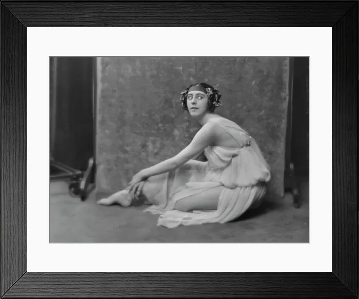 Framed Print : Moore, Dulcie, Miss, portrait photograph, between 1916 and 1918. Creator: Arnold Genthe Framed Print : Moore, Dulcie, Miss, portrait photograph, between 1916 and 1918. Creator: Arnold Genthe