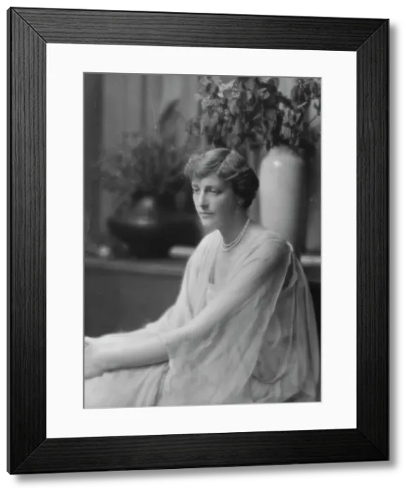 Framed Print : Haggin, Ben Ali, Jr. Mrs. portrait photograph, 1916 May 15. Creator: Arnold Genthe Framed Print : Haggin, Ben Ali, Jr. Mrs. portrait photograph, 1916 May 15. Creator: Arnold Genthe