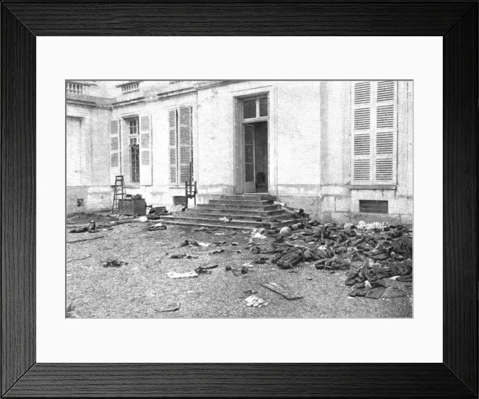 Framed Print : Nos Chateaux au Pillage; Quelques aspects du Chateau du Gue a Tresmes, pres de Congis, 1914. Creator: Unknown Framed Print : Nos Chateaux au Pillage; Quelques aspects du Chateau du Gue a Tresmes, pres de Congis, 1914. Creator: Unknown