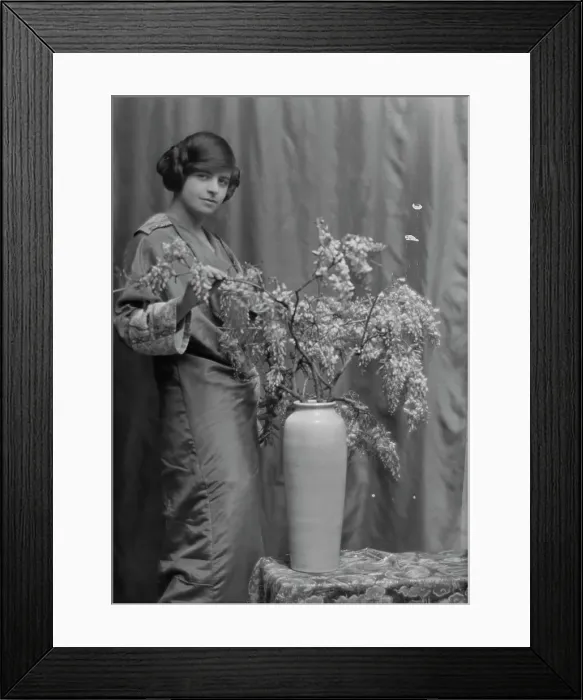 Framed Print : Wanger, Beatrice, Miss, portrait photograph, between 1912 and 1915. Creator: Arnold Genthe Framed Print : Wanger, Beatrice, Miss, portrait photograph, between 1912 and 1915. Creator: Arnold Genthe