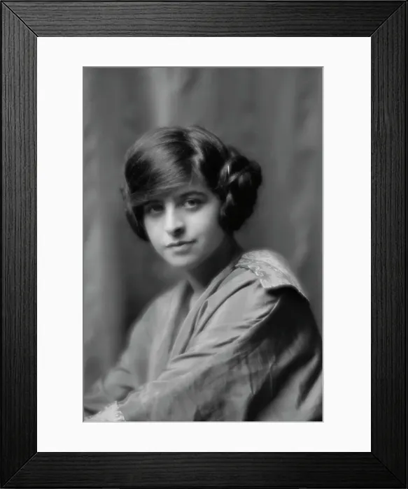 Framed Print : Wanger, Beatrice, Miss, portrait photograph, between 1912 and 1915. Creator: Arnold Genthe Framed Print : Wanger, Beatrice, Miss, portrait photograph, between 1912 and 1915. Creator: Arnold Genthe
