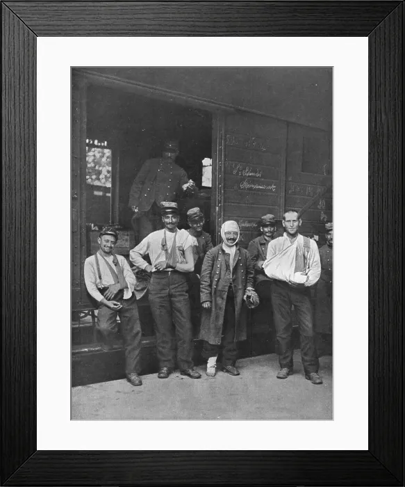 Framed Print : Le Moral des Blesses; Sur le chemin de l'hopital, 1914. Creator: Jacques Framed Print : Le Moral des Blesses; Sur le chemin de l'hopital, 1914. Creator: Jacques