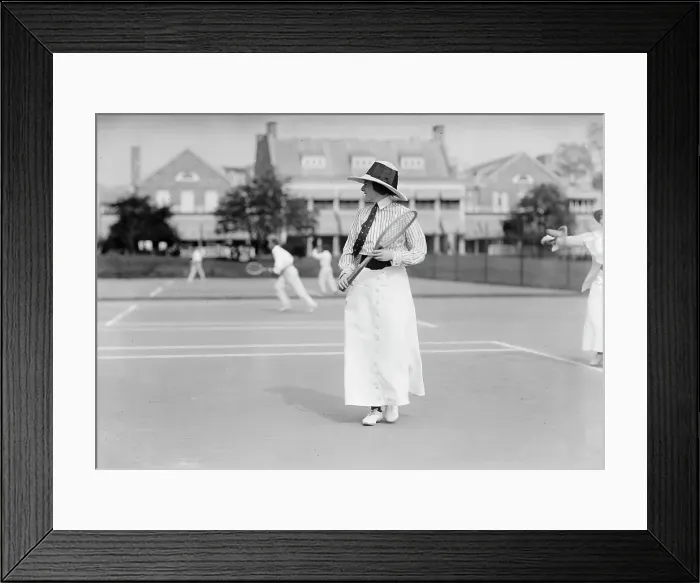 Framed Print : Miss Frances Lippett Playing in Tennis Tournament, 1913. Creator: Harris & Ewing. Miss Frances Lippett Playing in Tennis Tournament, 1913. Creator: Harris & Ewing Framed Print : Miss Frances Lippett Playing in Tennis Tournament, 1913. Creator: Harris & Ewing. Miss Frances Lippett Playing in Tennis Tournament, 1913. Creator: Harris & Ewing