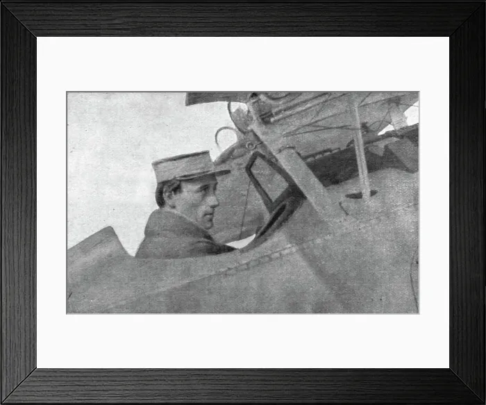 Framed Print : Les avions; Marechal des logis Vialet: 5 avions ennemis, 1916. Creator: Unknown Framed Print : Les avions; Marechal des logis Vialet: 5 avions ennemis, 1916. Creator: Unknown