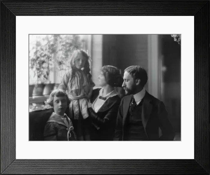 Framed Print : Hellman, George S. Mr. and family, portrait photograph, 1913. Creator: Arnold Genthe Framed Print : Hellman, George S. Mr. and family, portrait photograph, 1913. Creator: Arnold Genthe