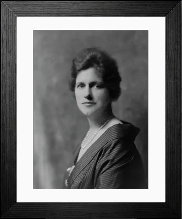Framed Print : Gibson, Charles Dana, Mrs. portrait photograph, between 1914 and 1917. Creator: Arnold Genthe Framed Print : Gibson, Charles Dana, Mrs. portrait photograph, between 1914 and 1917. Creator: Arnold Genthe