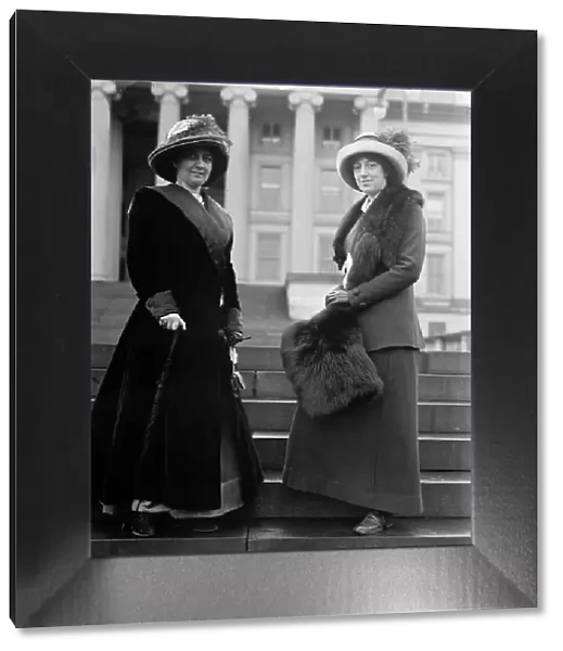 Miss Hazel MacKaye, playwright, right, with Miss Glenna Tinnen, 1913. Creator: Harris & Ewing. Miss Hazel MacKaye, playwright, right, with Miss Glenna Tinnen, 1913. Creator: Harris & Ewing